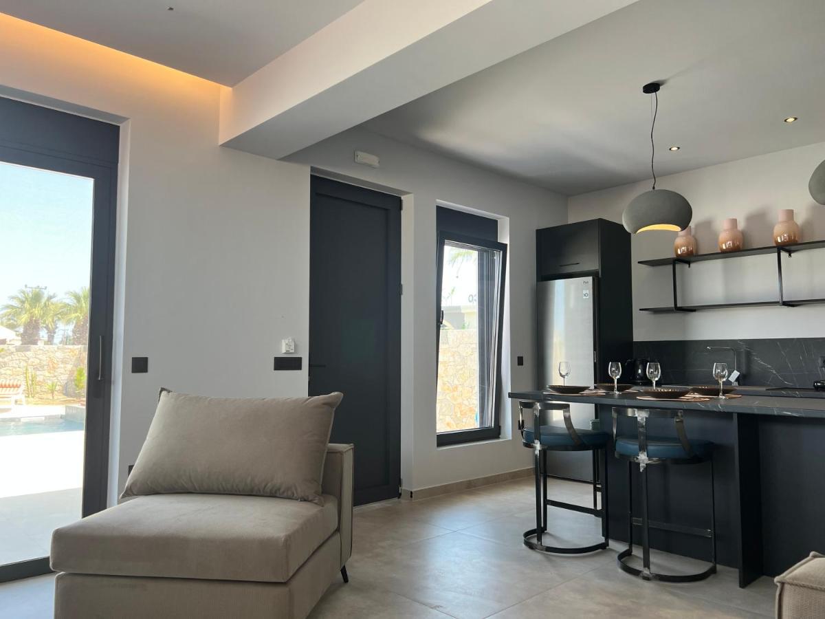 Cora May Central Villa With Private Pool 200M To The Beach Faliráki Kültér fotó